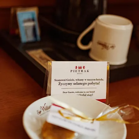 Pietrak 4*
